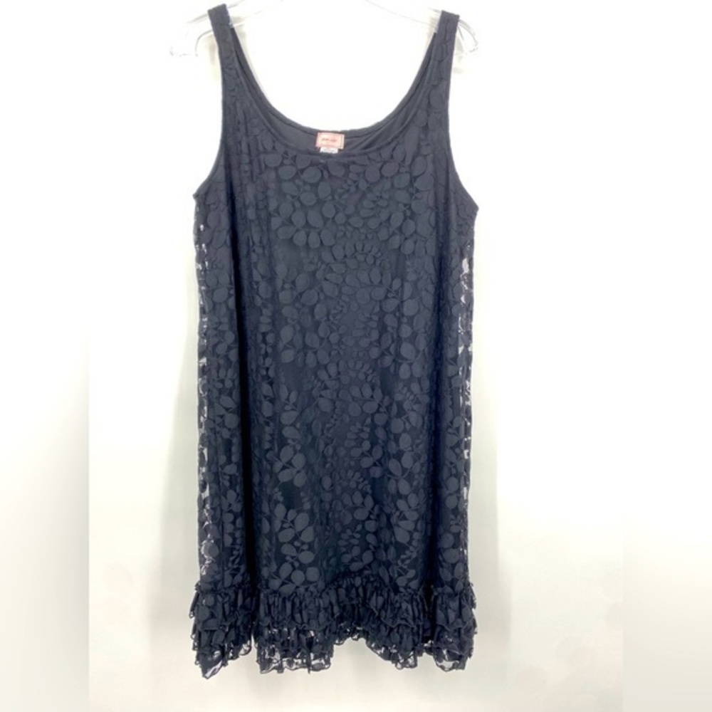 Mini dress, black lace, ruffle hem. No zipper, SZ 1X